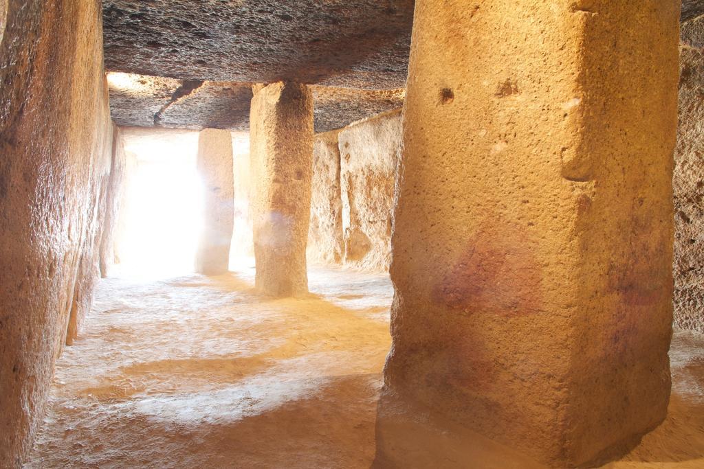 Los Dolmenes Hotell Antequera Exteriör bild