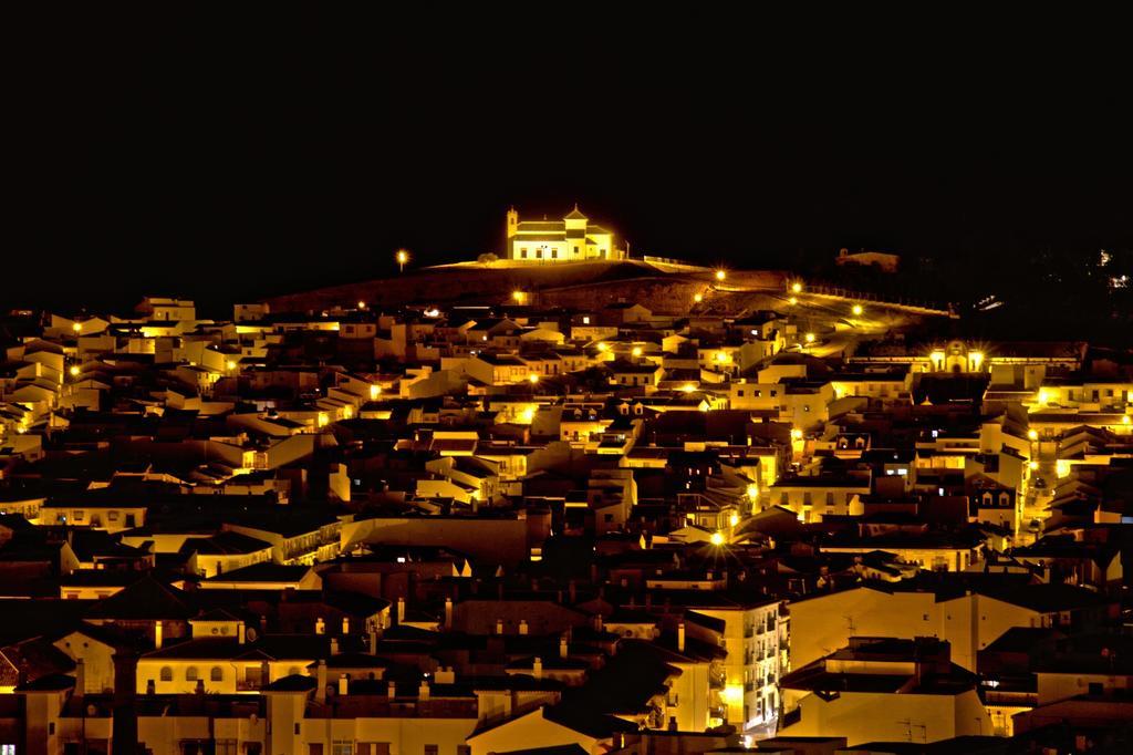 Los Dolmenes Hotell Antequera Exteriör bild